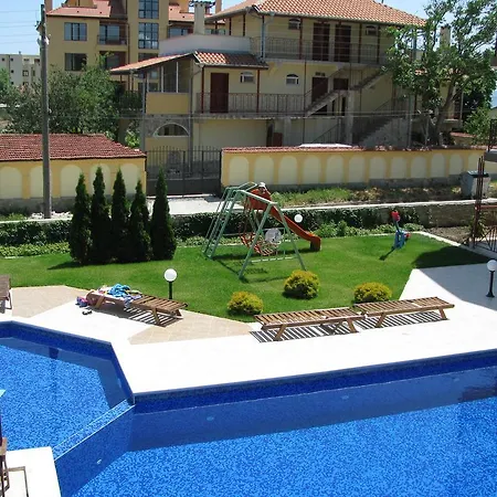 Apartment Templum Yovis