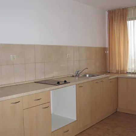 Apartment Templum Yovis *